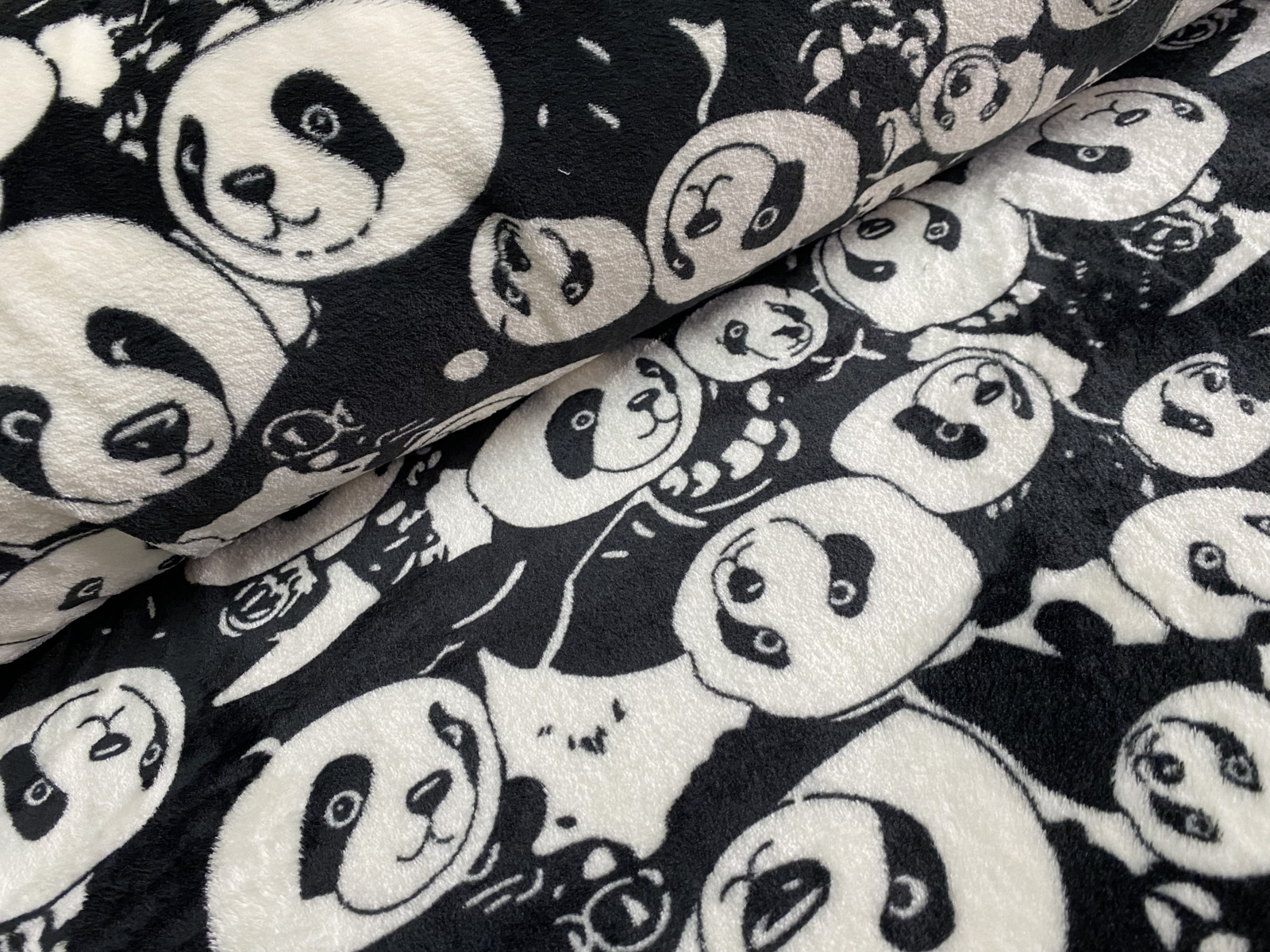 fleece - panda - šíře 150cm