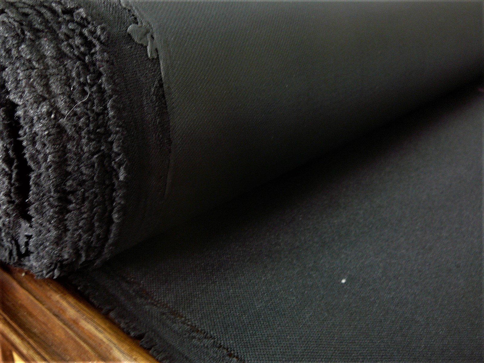 nepromokavá kočárkovina černá 240g/m2 š.150cm