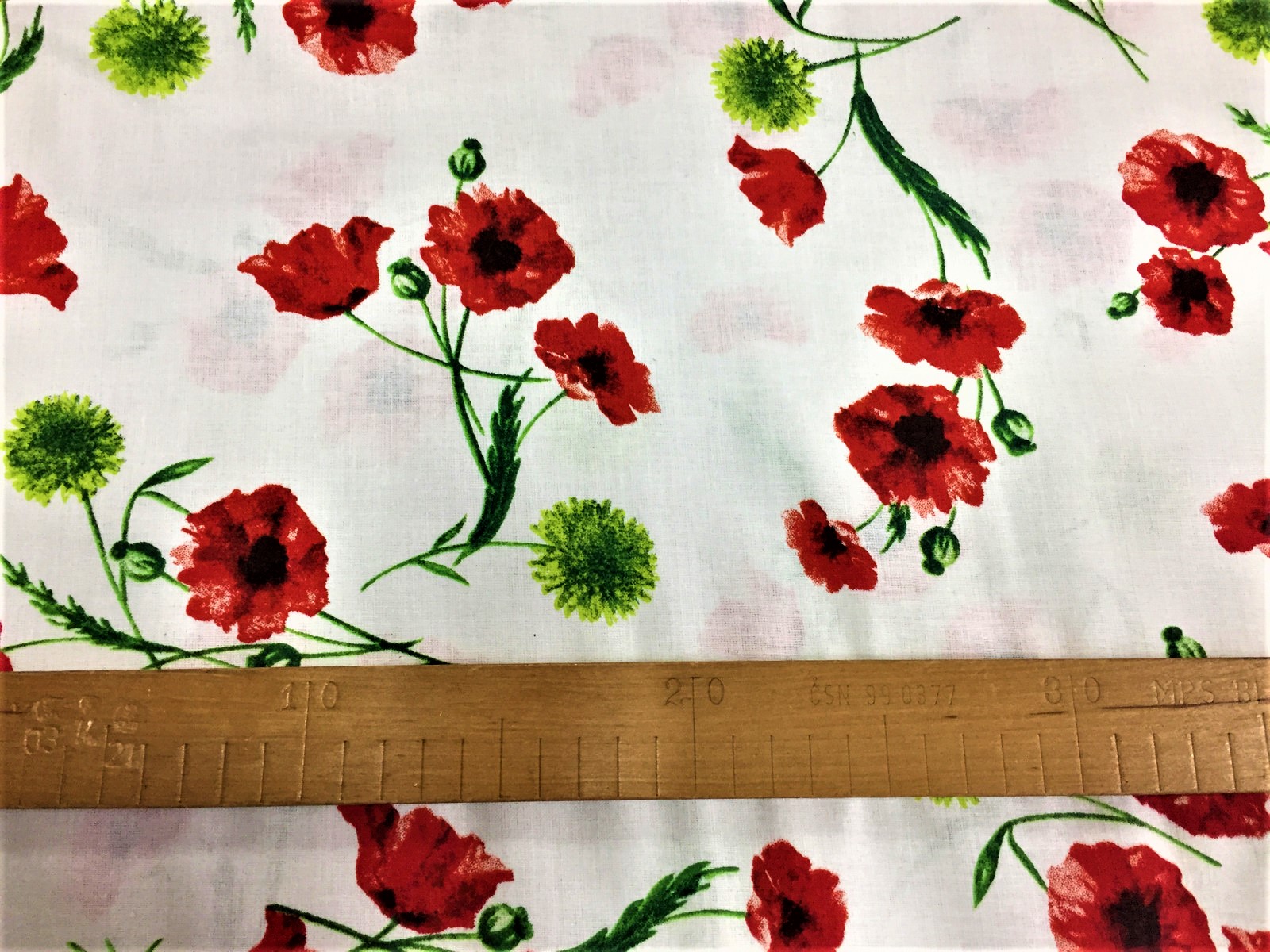 Bavlněná látka - vlčí máky na bílé - šíře 140cm