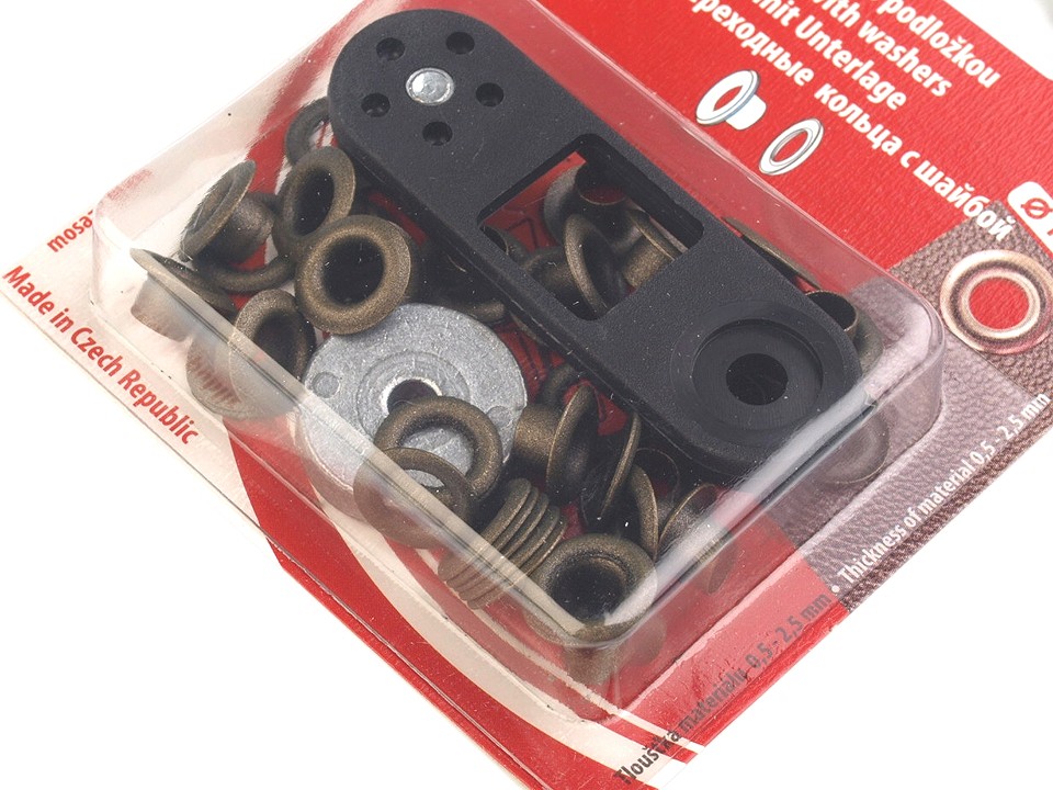 Průchodky Ø10mm - barva staromosaz