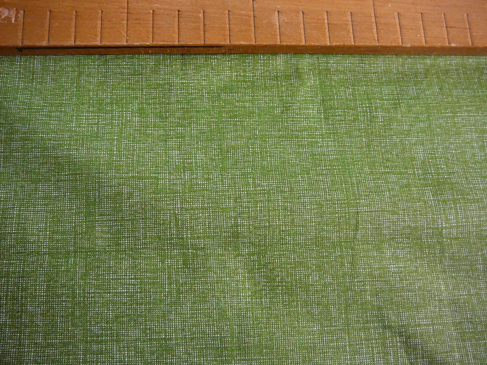 Bavlněná látka - režný efekt středně zelený - šíře 140cm