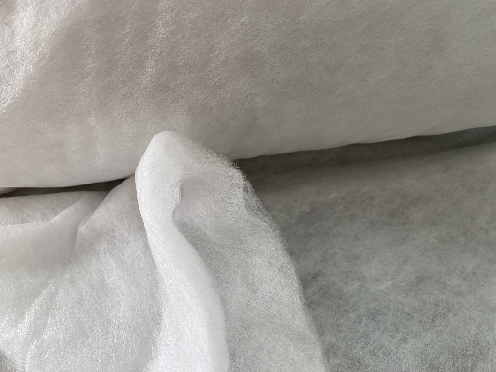 hlazený vatelín 80g/m2 šíře 155cm