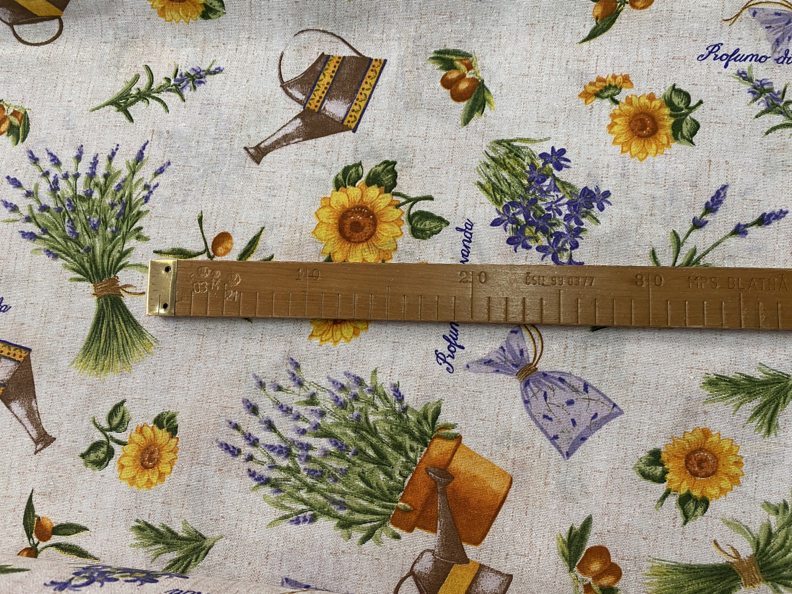 Dekoračka - levandule a slunečnice - šíře 140cm