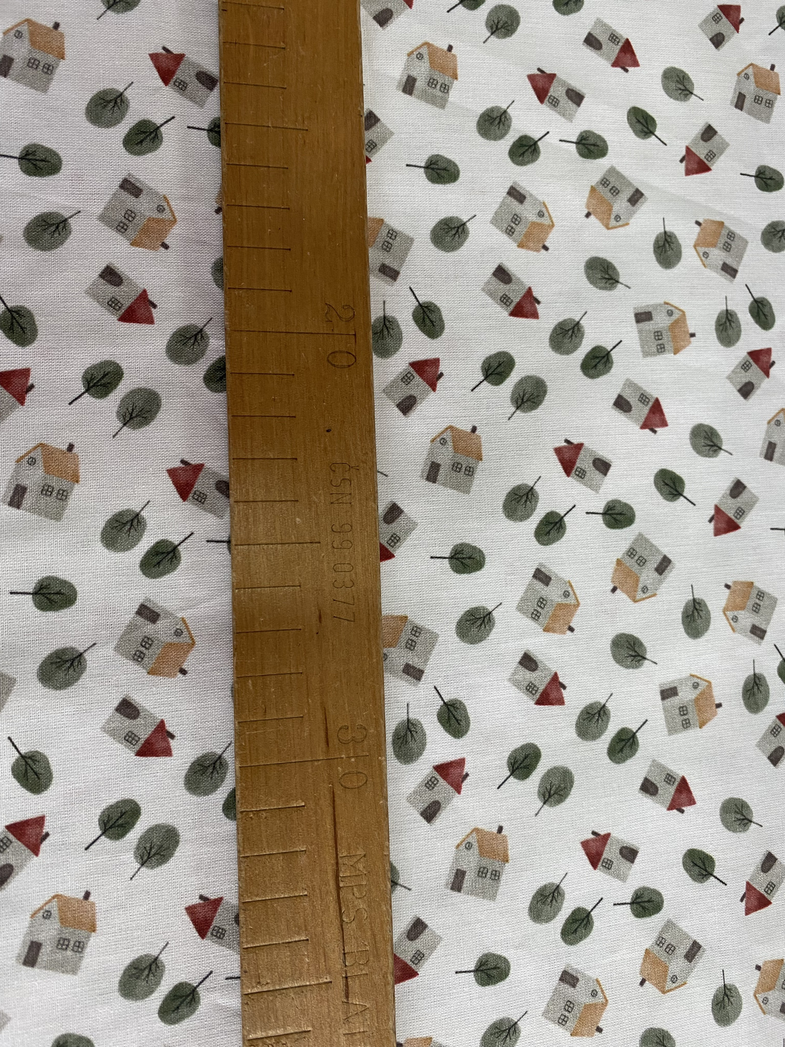 Bavlněná látka - malý baráček - šíře 160cm