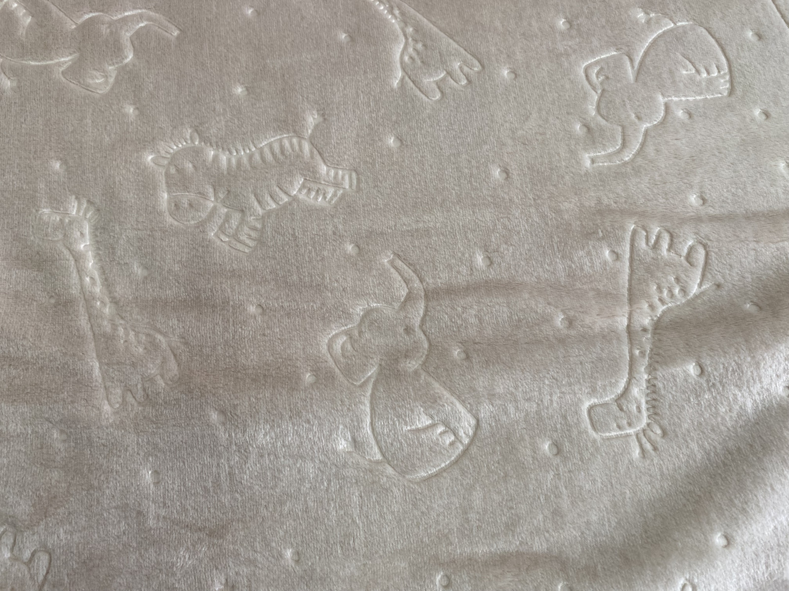 Fleece - zvířátka na béžové - šíře 150cm