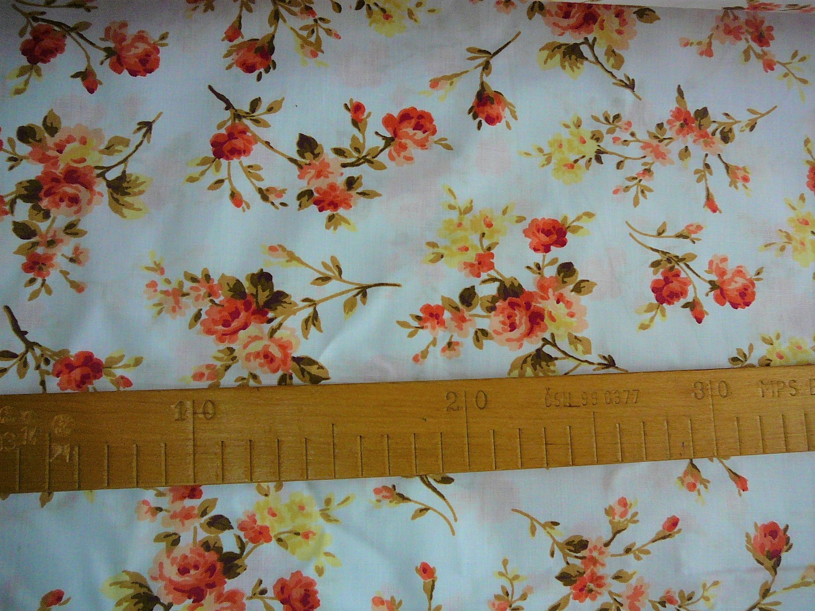 Bavlněná látka - něžné růže - šíře 160cm